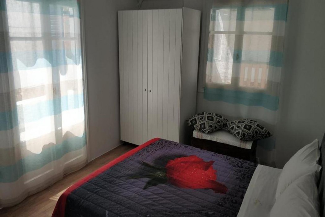 FLAG SUITES 7/10