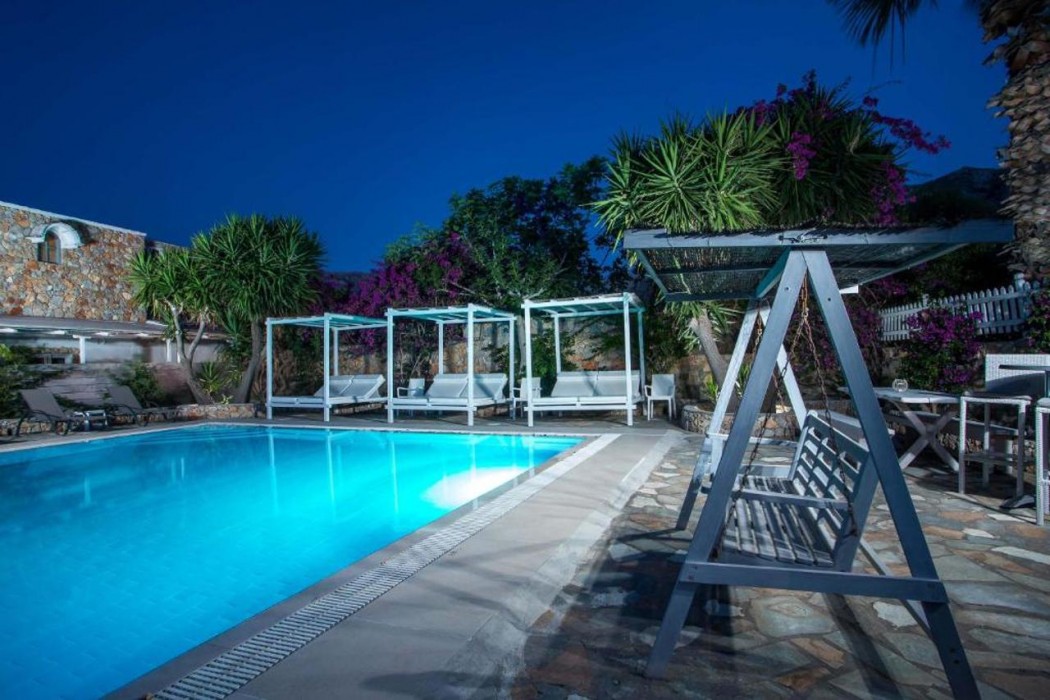Irini Hotel 32/63