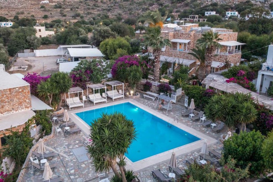 Irini Hotel 34/63