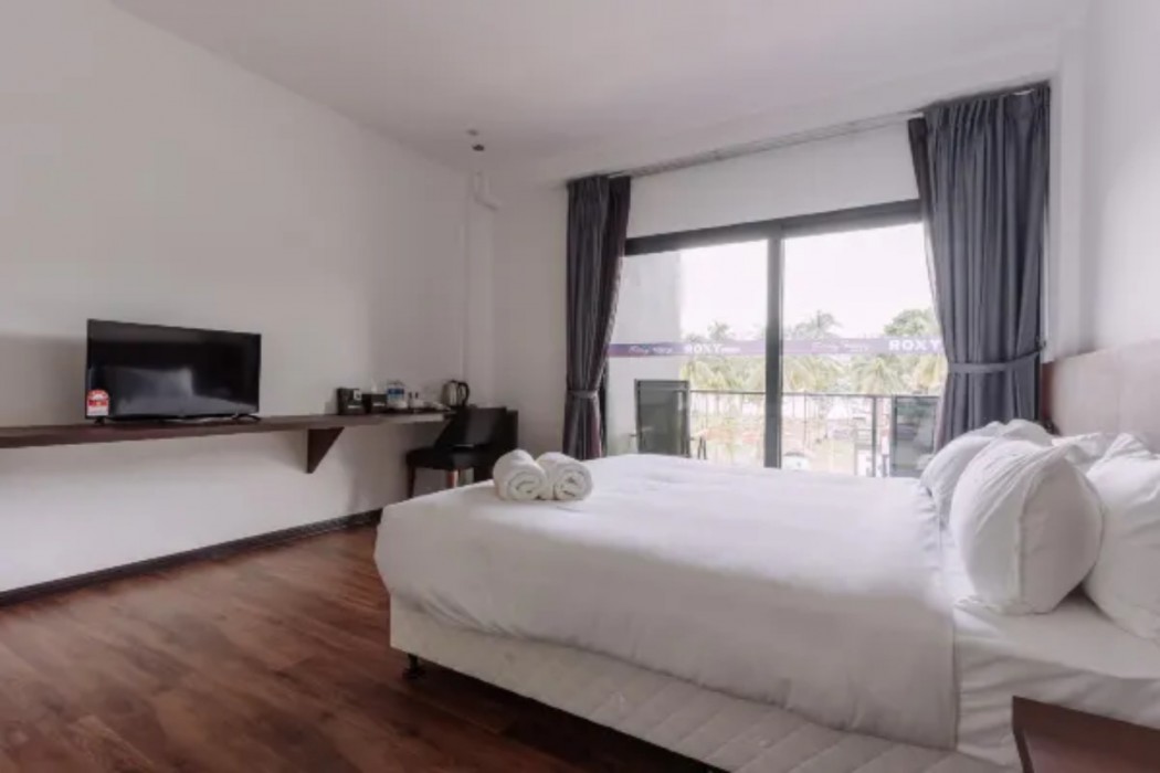 Roxy Sematan Villa And Townhouse 13/60