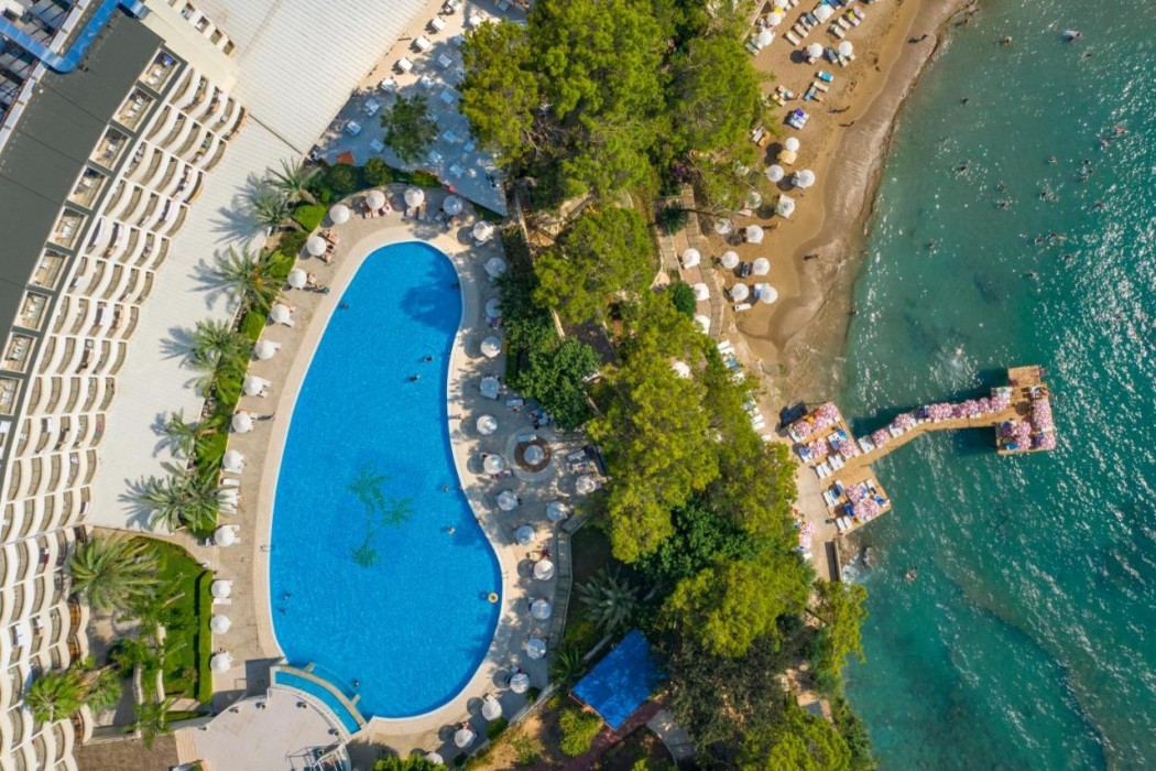 Utopia Beach Club 39/69
