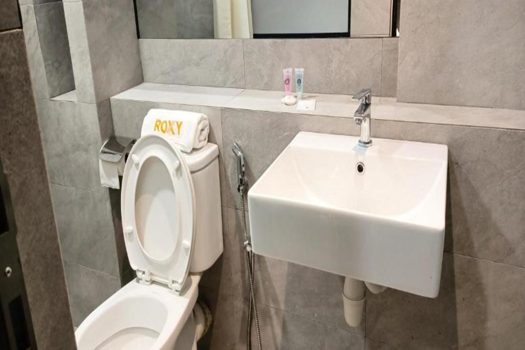 Roxy Hotel Sri Aman 18/56