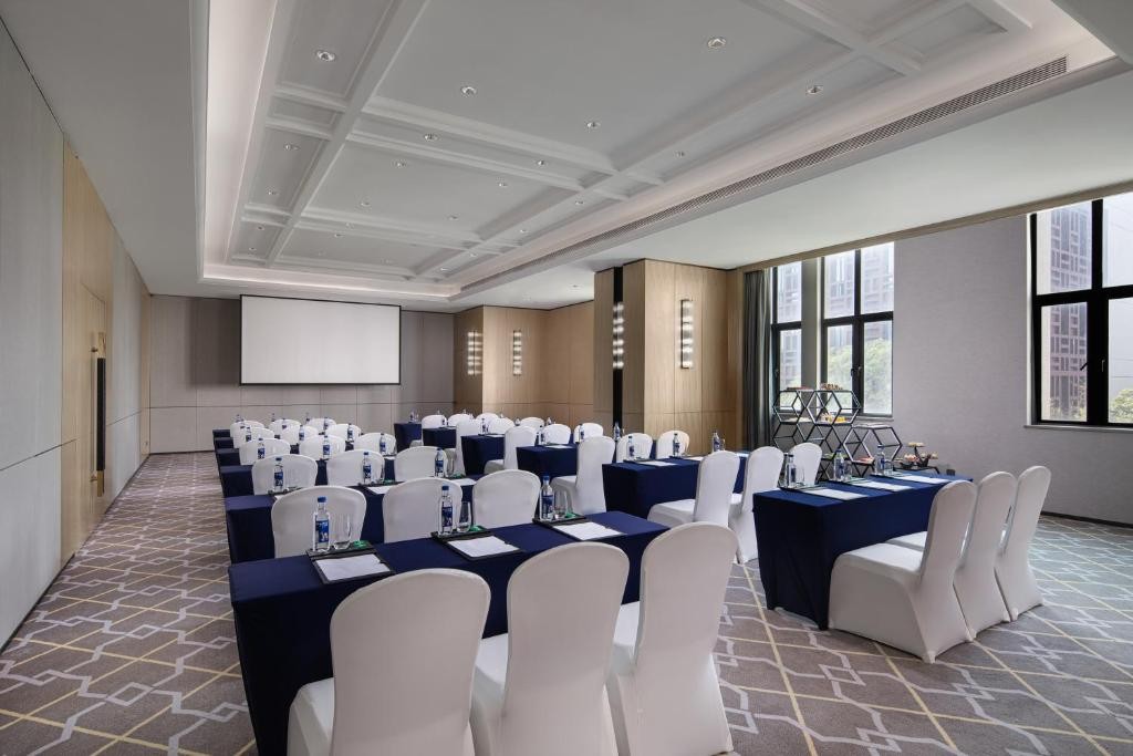 C&D Hotel Xiamen Xiang’an 48/82