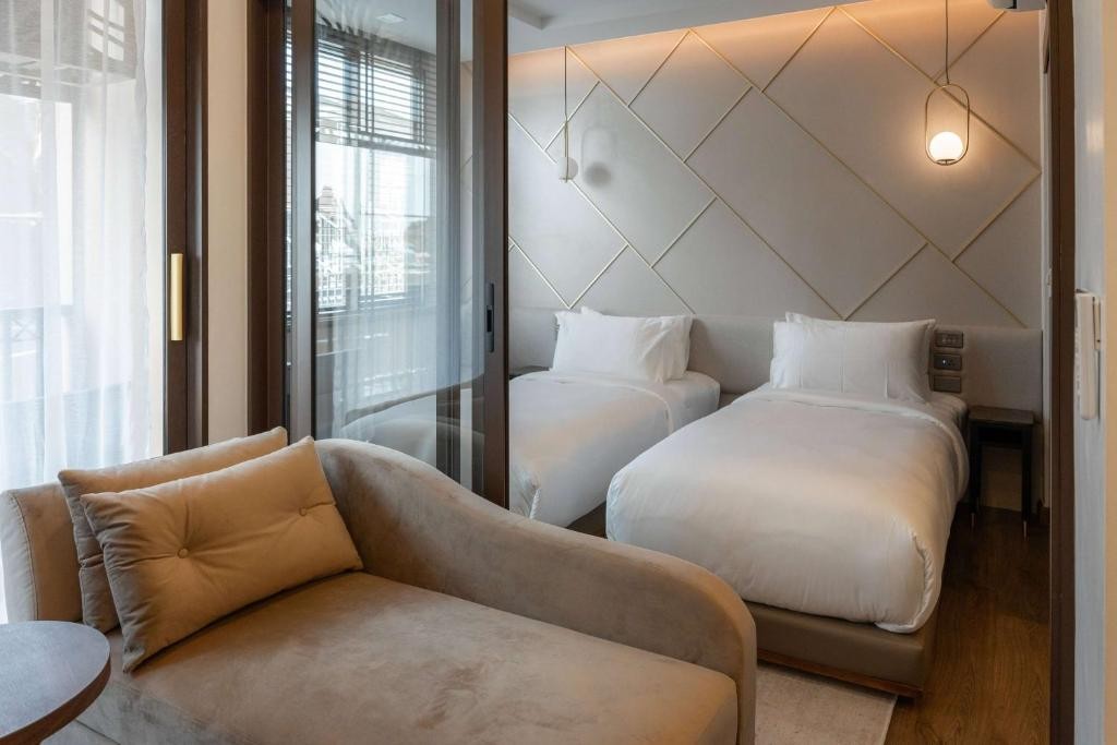 The Proud Karon Beach Phuket Trademark Collection By Wyndham 14/51