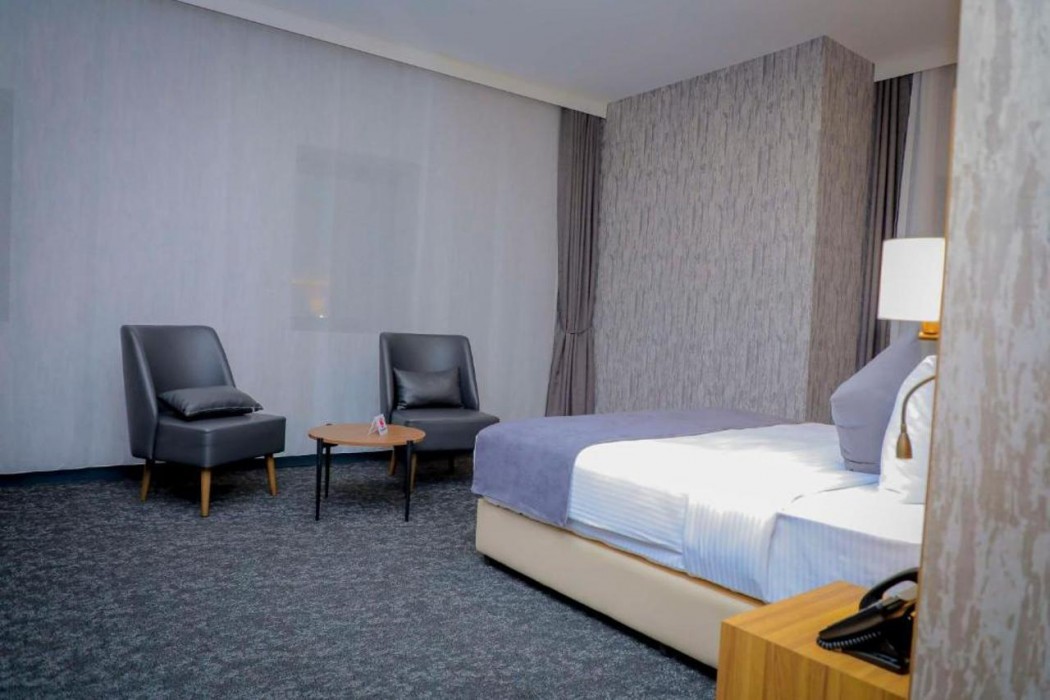 Best Western Premier DJ Hotel 11/27