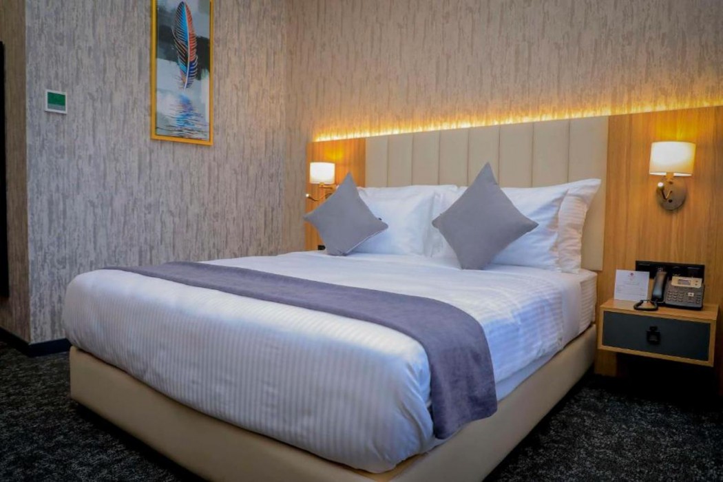Best Western Premier DJ Hotel 5/27