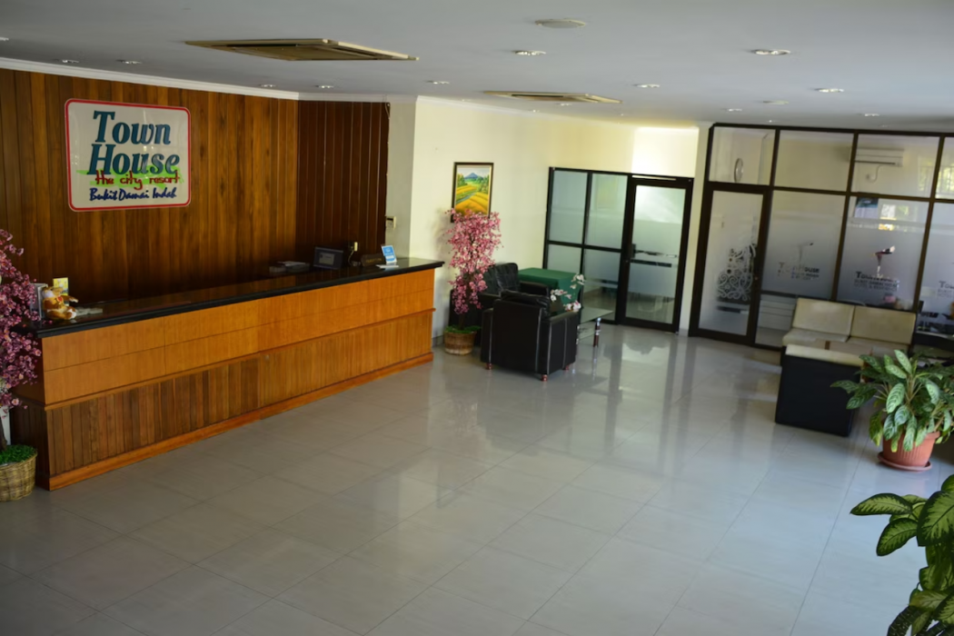 Town House Bukit Damai Indah Hotel and Residence 3/49