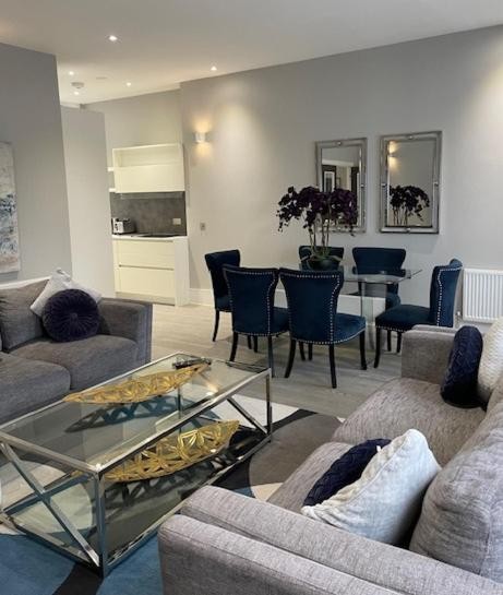 Green Street by Aeria Apartments 21/23