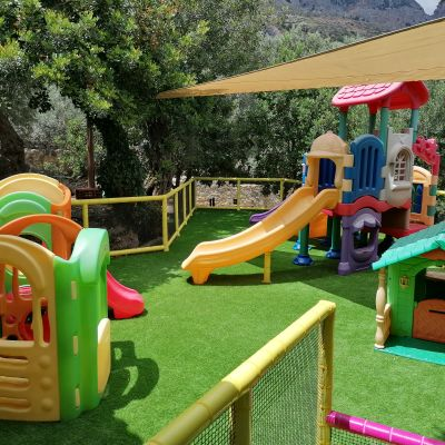 ELEONAS COUNTRY VILLAGE 25/27