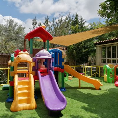 ELEONAS COUNTRY VILLAGE 24/27