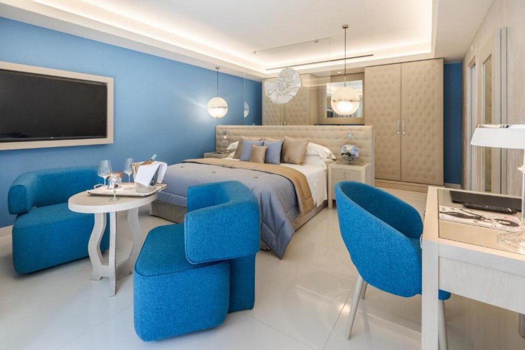 Cala Beach Resort 23/65
