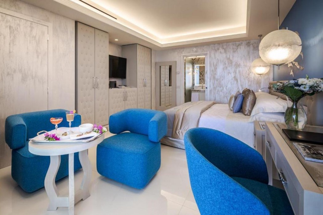 Cala Beach Resort 8/65