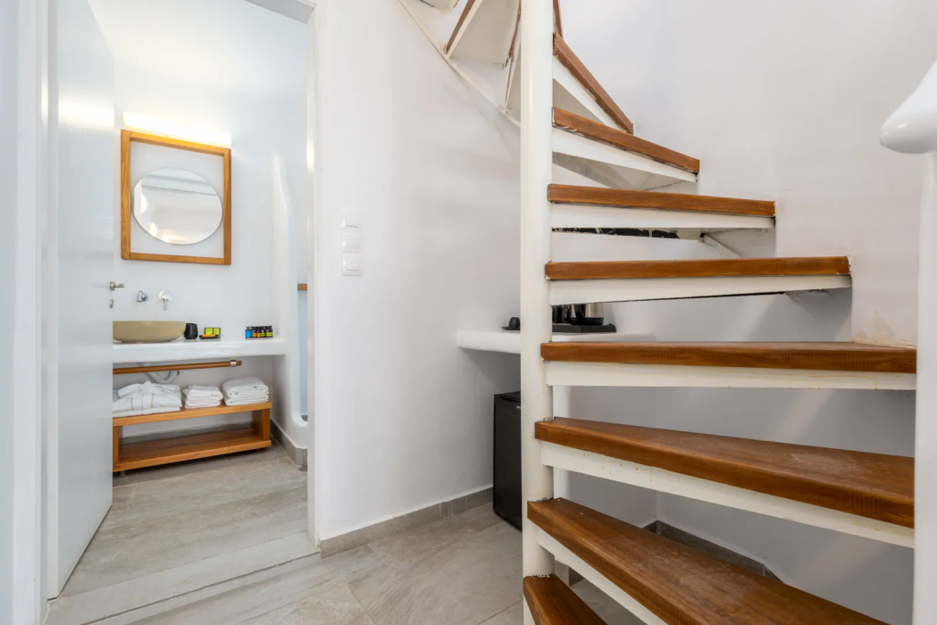 Amaze Suites 19/65