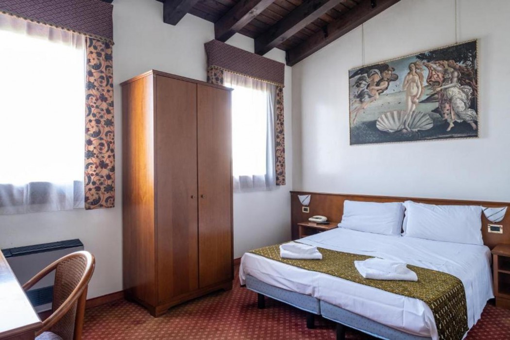 Hotel Villa Sara 10/60