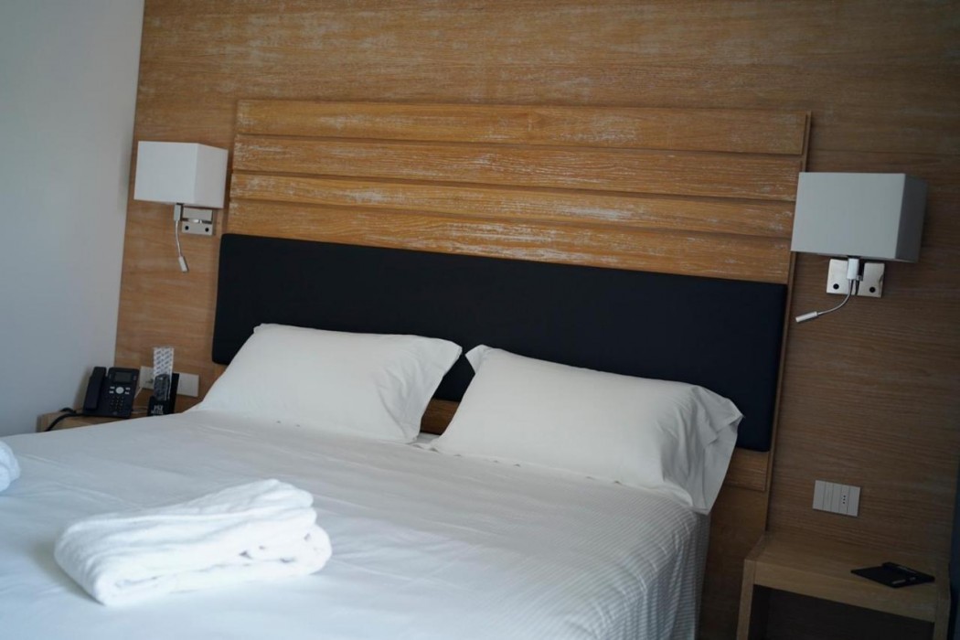 Pm Hotel 11/60