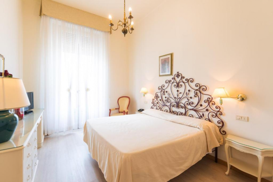 Hotel Belvedere 7/57