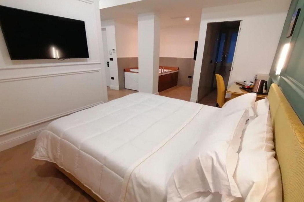 Hotel XBusiness 5/47