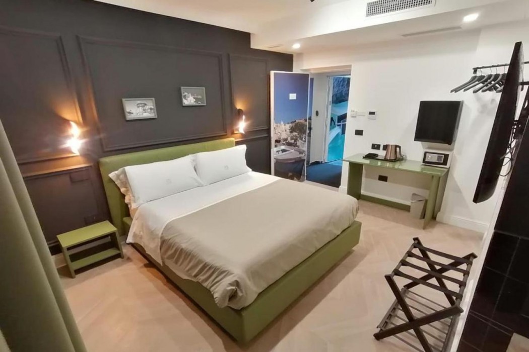 Hotel XBusiness 10/47