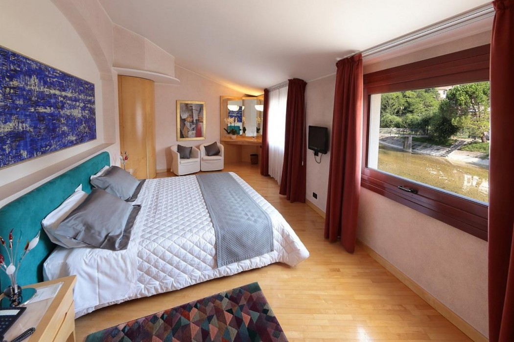 Hotel Conta 14/61