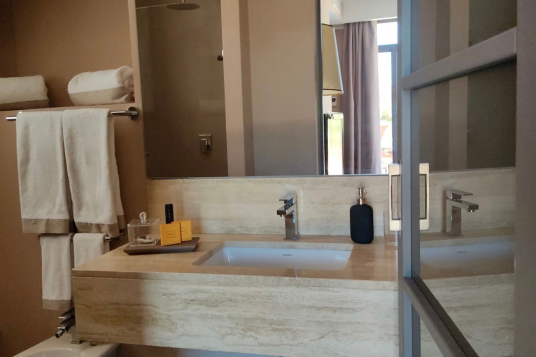 Araja Villa & Suite By Geocharme 8/10