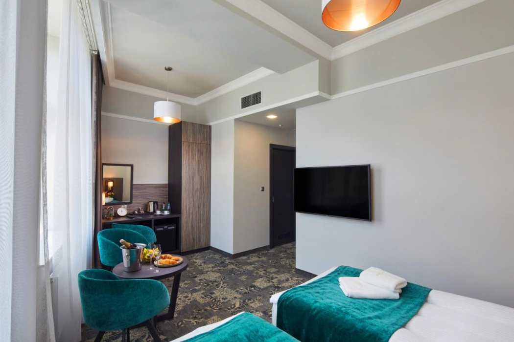 Hotel Estera 8/62