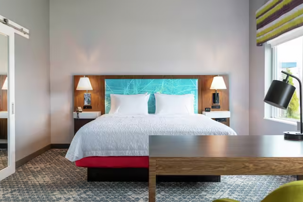 Hampton Inn & Suites Shenandoah The Woodlands, TX 10/31