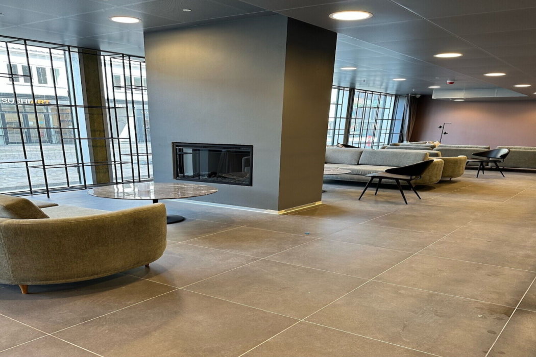 Lobby at Cabinn Plus Esbjerg, ESBJERG