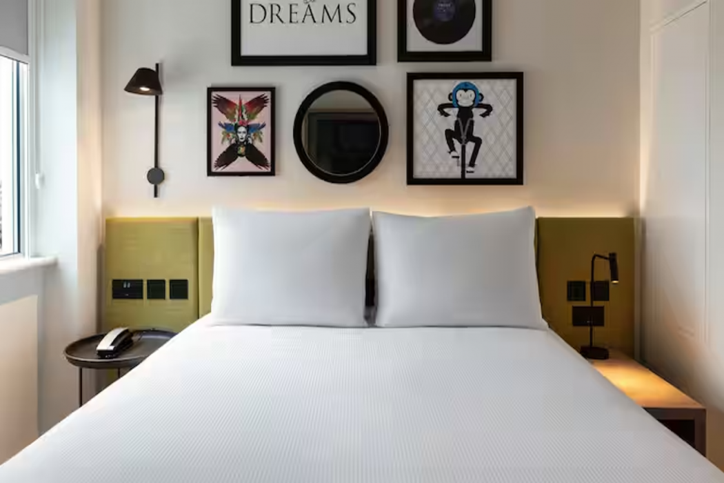 Hampton by Hilton Kuwait Salmiya 7/34