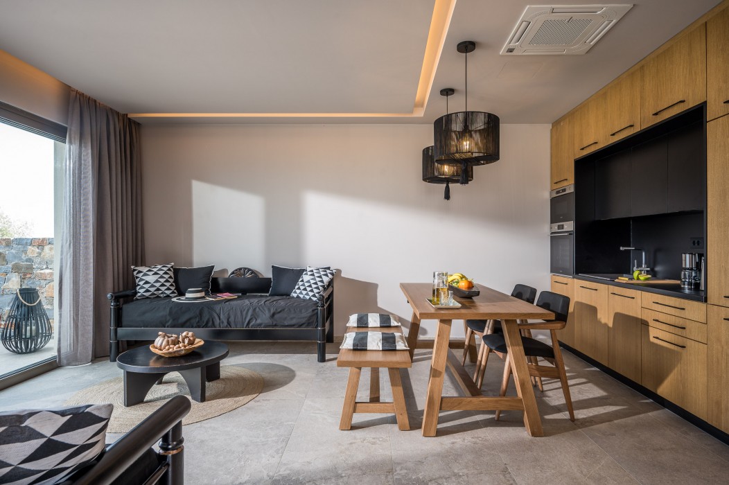 Grace Villas Collection Adult Only 18 + 75/149