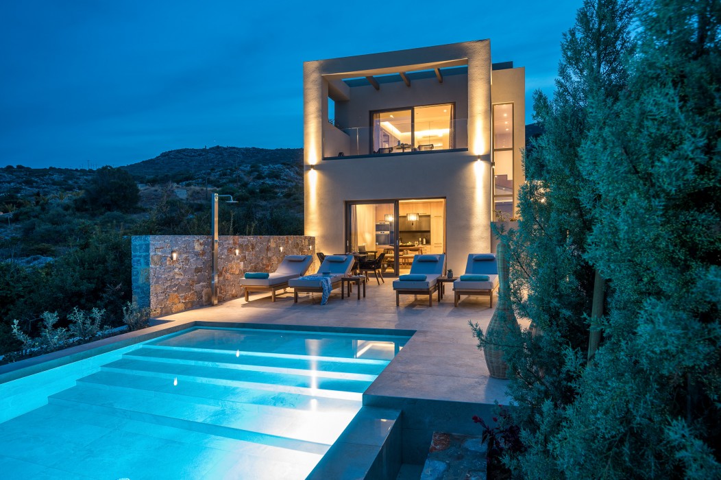 Grace Villas Collection Adult Only 18 + 4/149