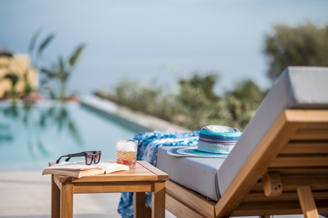 Grace Villas Collection Adult Only 18 + 102/149