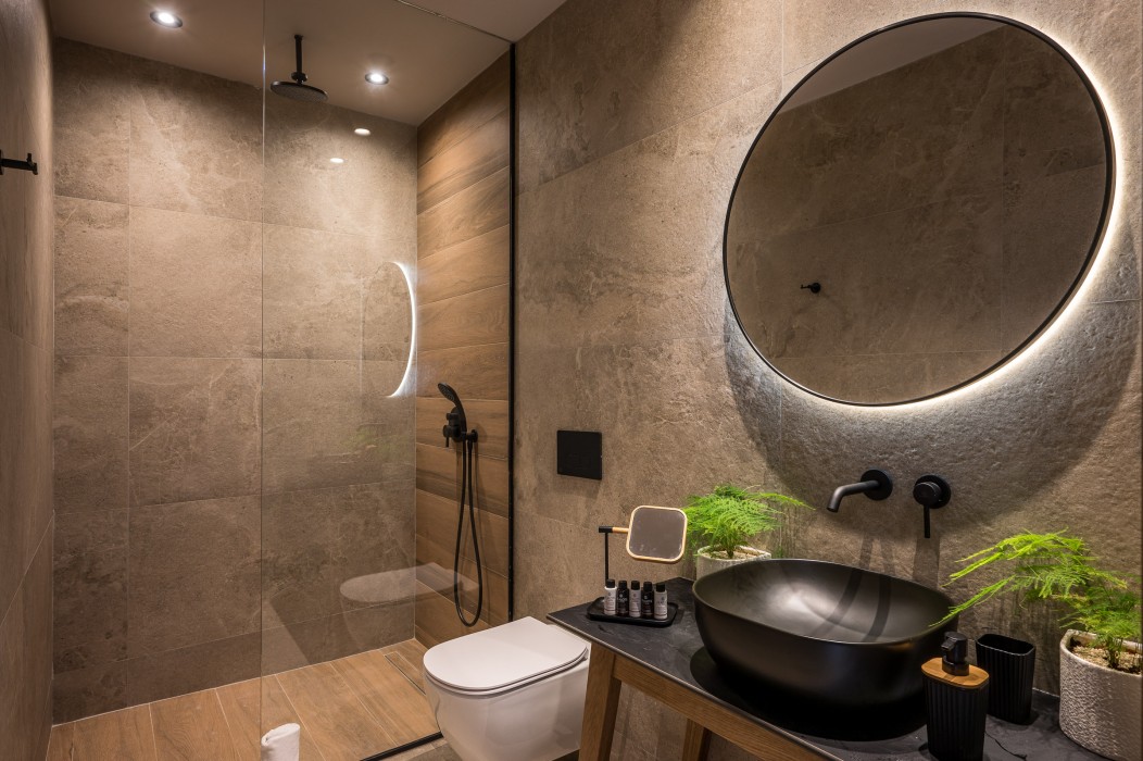 Grace Villas Collection Adult Only 18 + 80/149