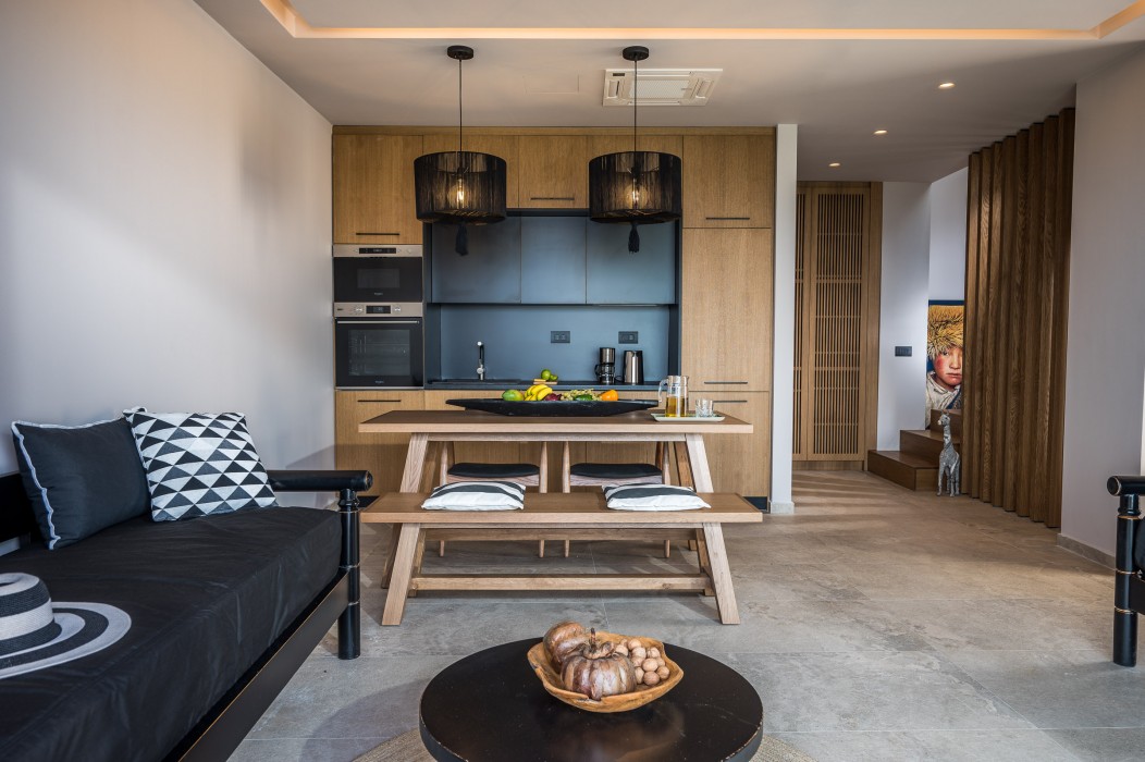 Grace Villas Collection Adult Only 18 + 77/149