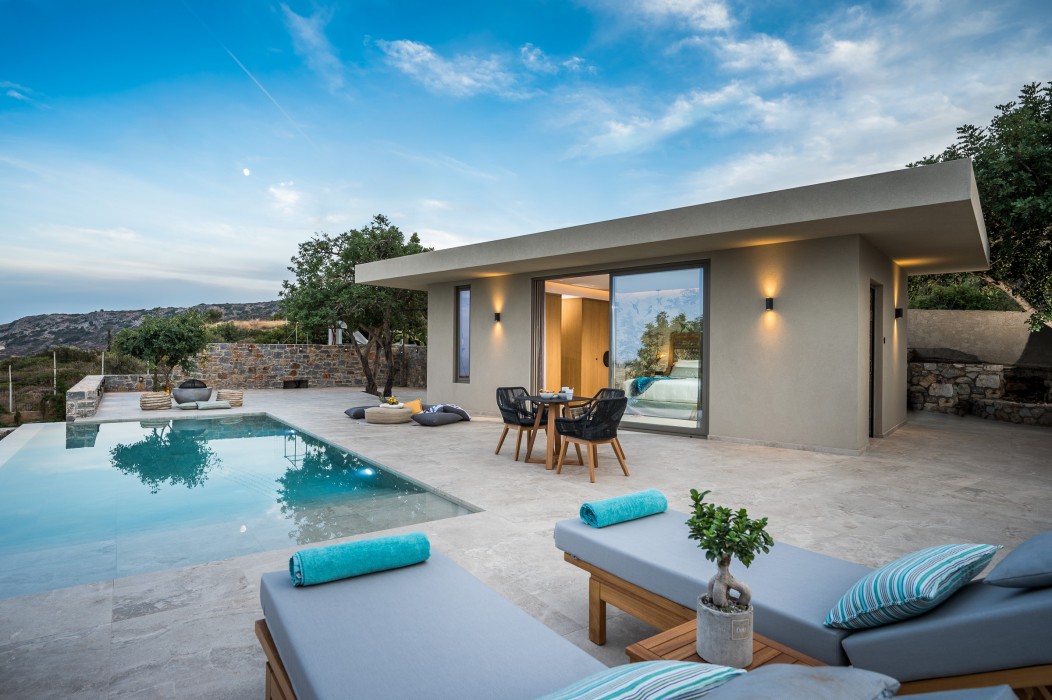 Grace Villas Collection Adult Only 18 + 8/149