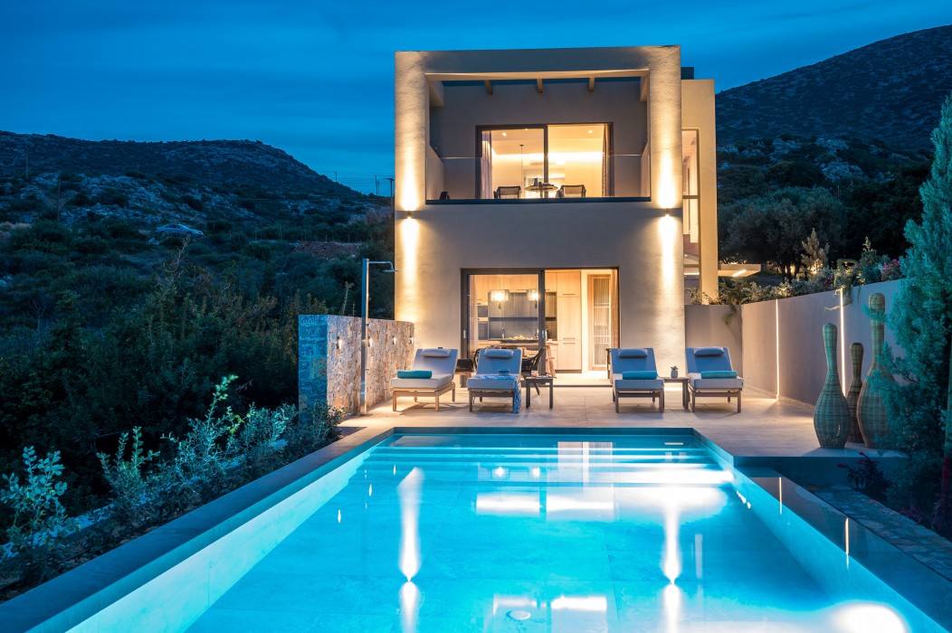 Grace Villas Collection Adult Only 18 + 3/149
