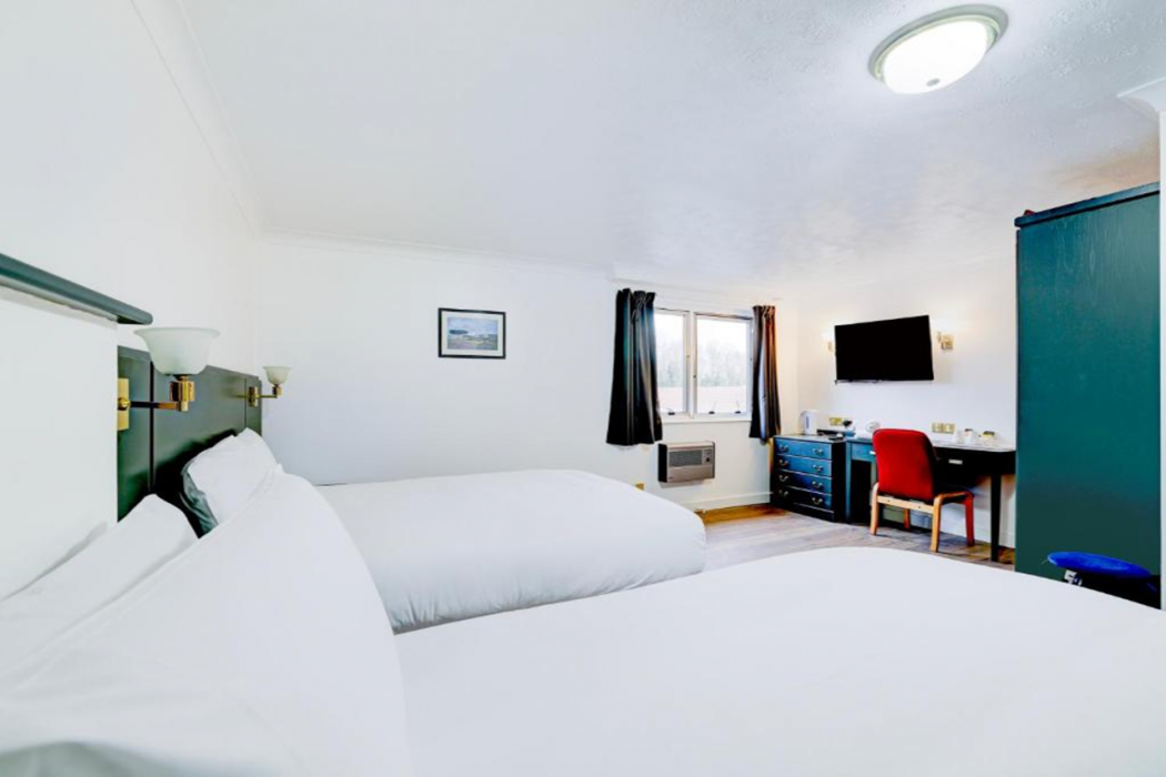 OYO The Rivenhall Hotel in Witham, Chelmsford 10/38