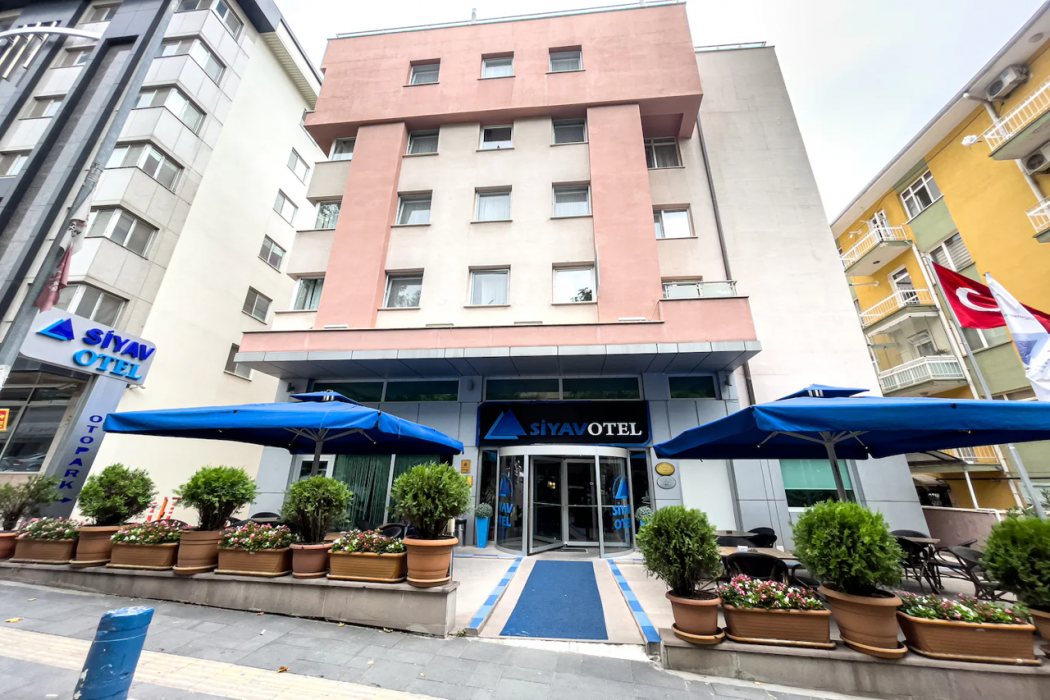 Siyav Hotel 1/14