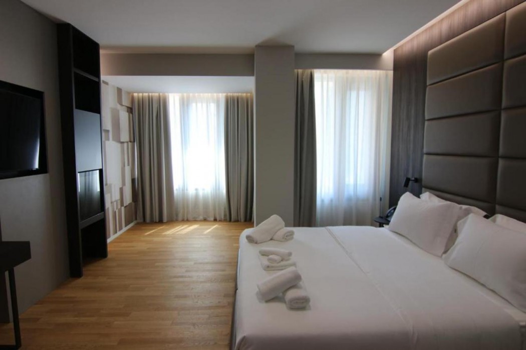 Adelar Hotel Tirana 11/60