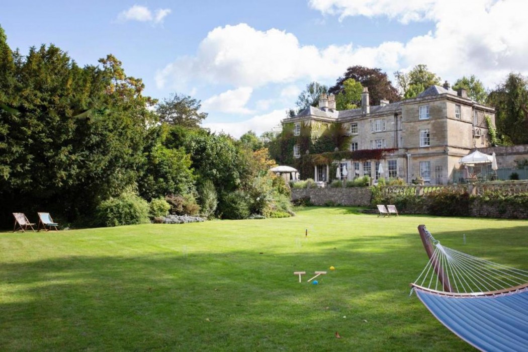 Burleigh Court Cotswolds 2/61