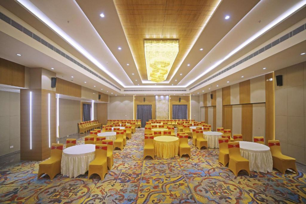 Comfort Inn Kaikaluru 20/31