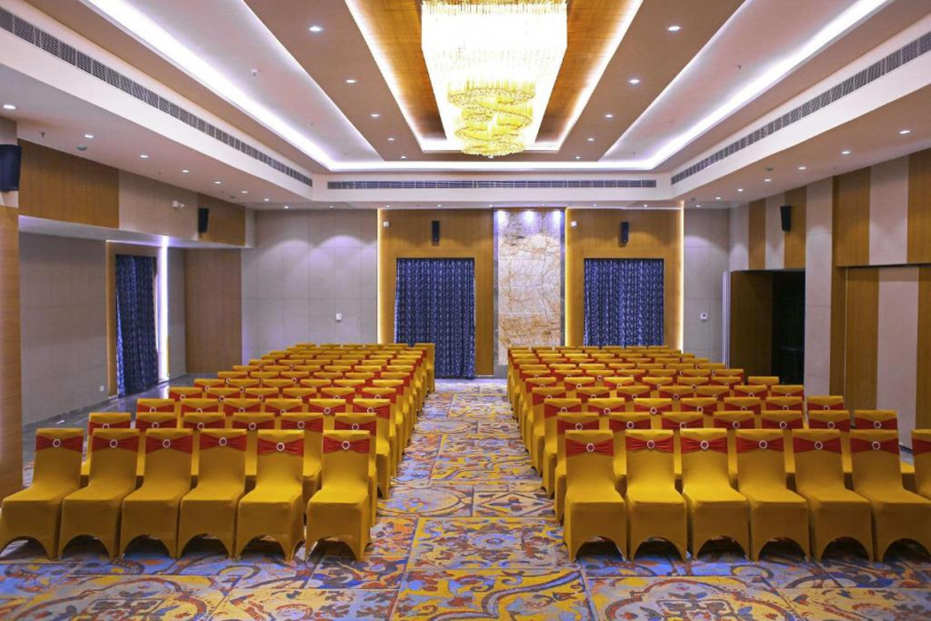 Comfort Inn Kaikaluru 21/31