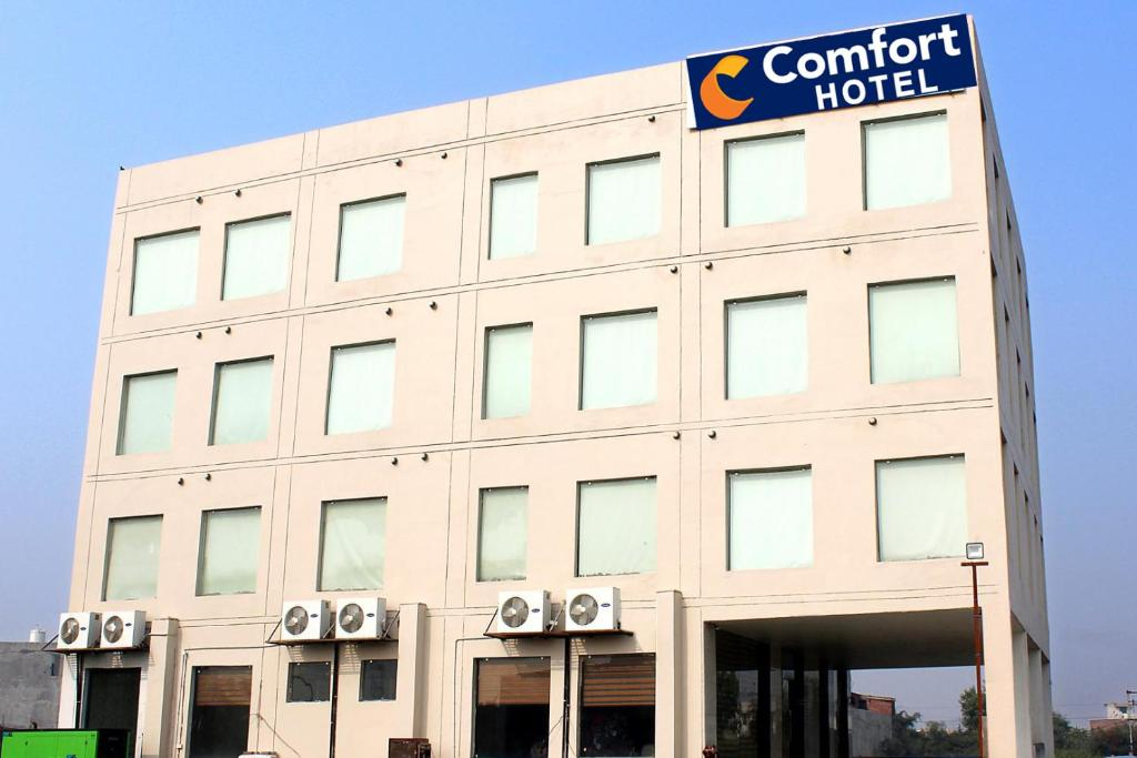Comfort Hotel Amritsar 3/54