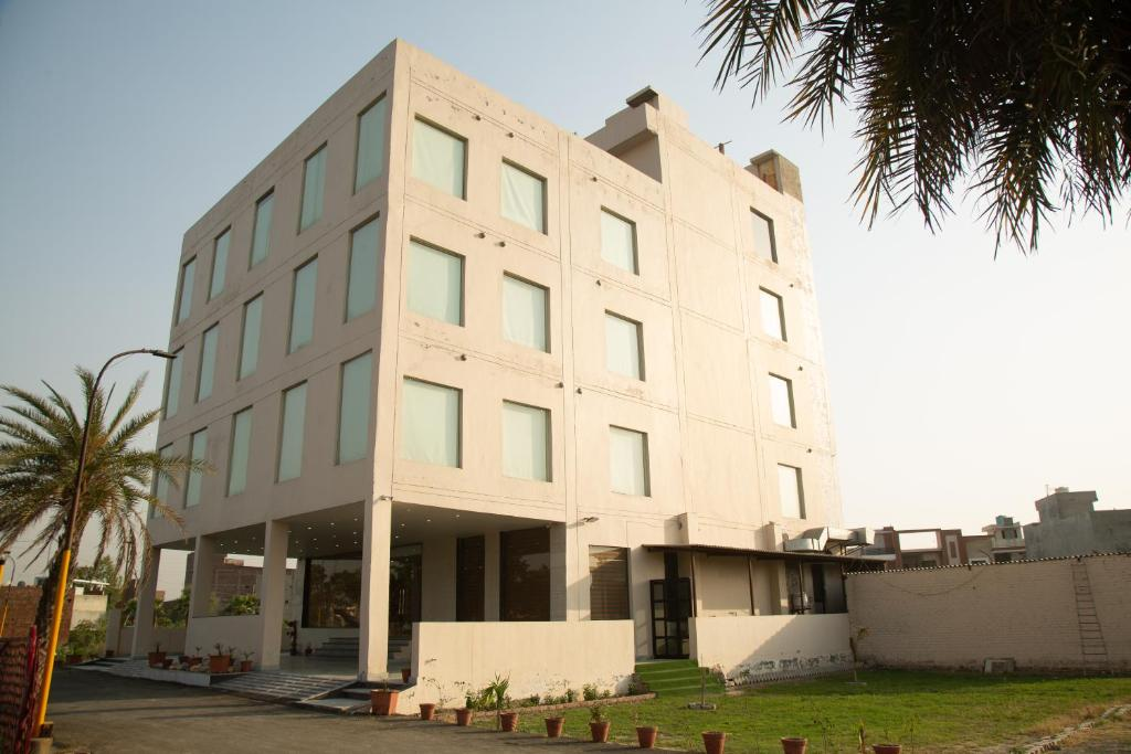 Comfort Hotel Amritsar 2/54