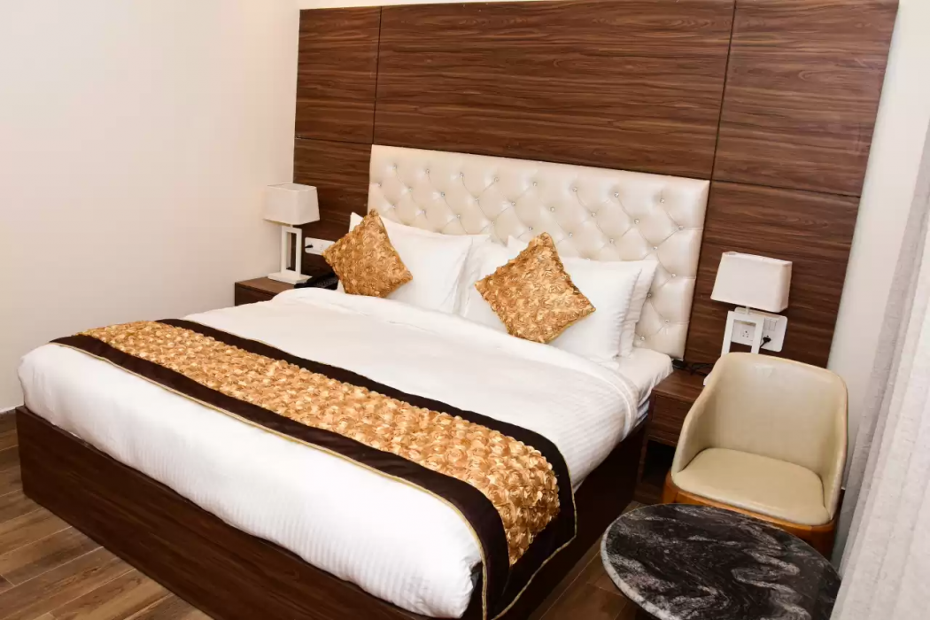 Comfort Inn Lakhimpur - Adults Only 6/19