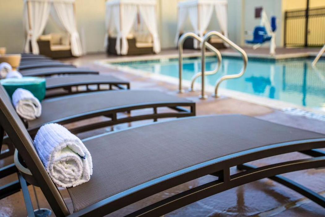 Cambria Hotel Rehoboth Beach, DE 23/28