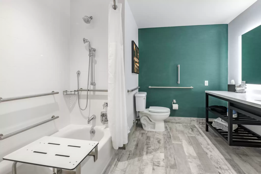 Cambria Hotel Rehoboth Beach, DE 17/28