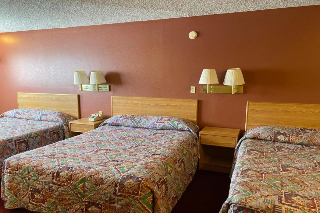 Econo Lodge Las Vegas NM 18/53