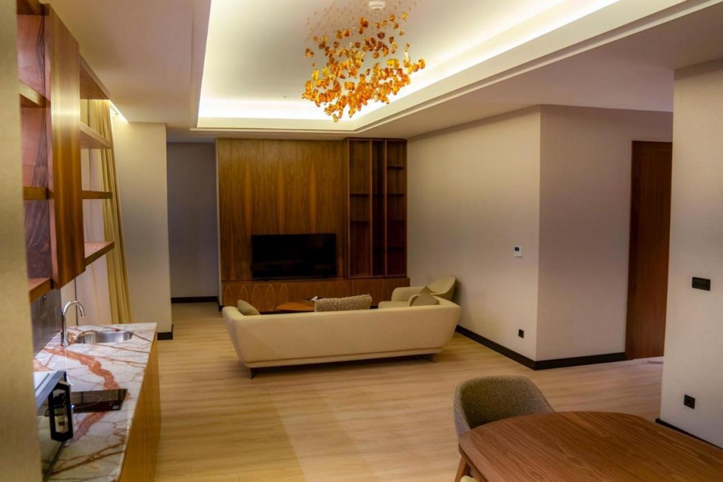 Ramada Hotel & Suites by Wyndham Erbil 32 Park 17/65