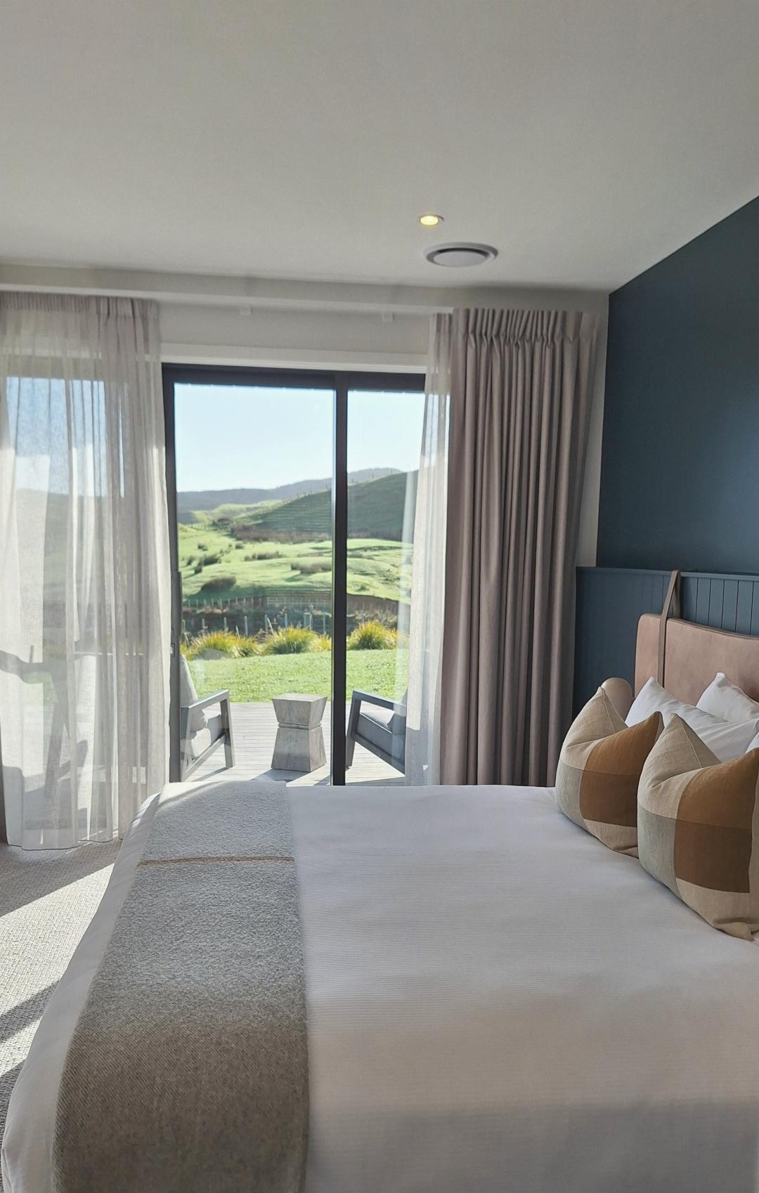 Deluxe Lodge Room