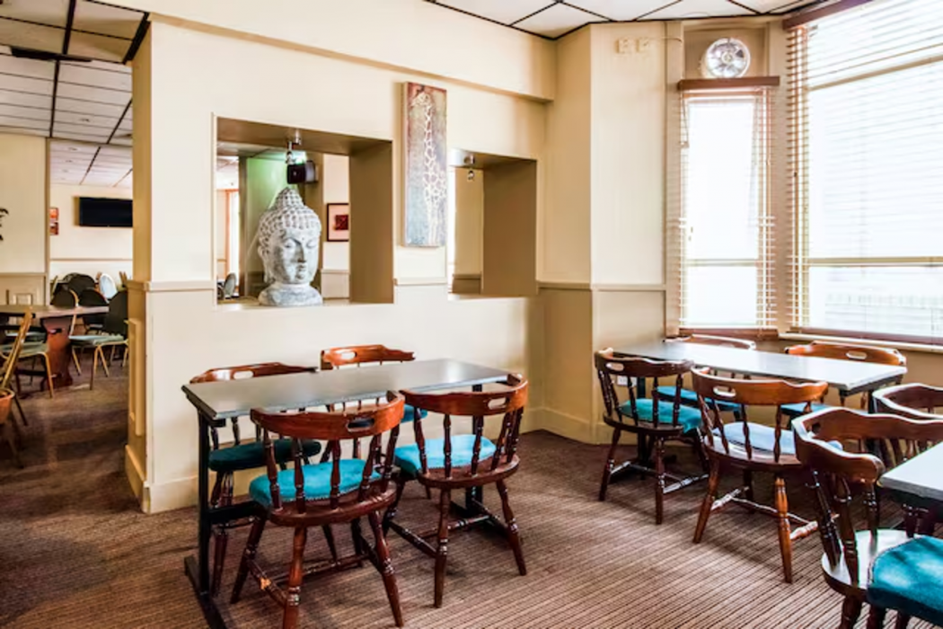 Commercial Hotel 9/9